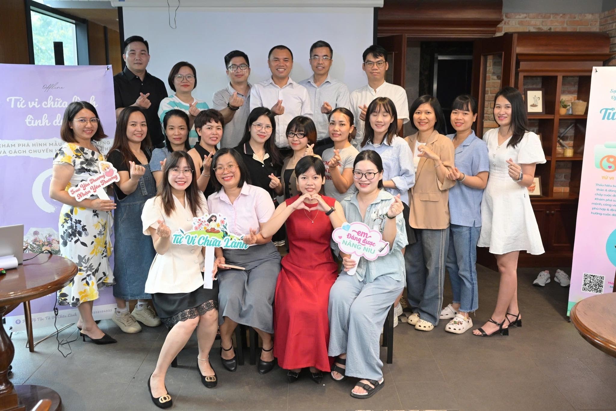 Học viên khóa Tử Vi Chữa Lành
